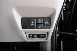 Минивэн Honda Stepwgn 2017 года, 1679000 рублей, Красноярск