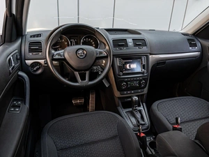Внедорожник Skoda Yeti 2016 года, 1390000 рублей, Краснодар