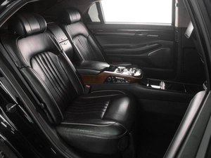 Седан Genesis G90 2016 года, 3299000 рублей, Тюмень