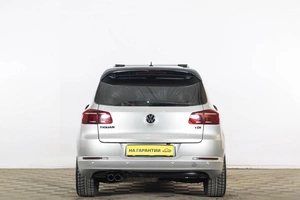 Внедорожник Volkswagen Tiguan 2011 года, 1539000 рублей, Тюмень