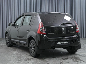 Хетчбэк Renault Sandero 2011 года, 680000 рублей, Ставрополь