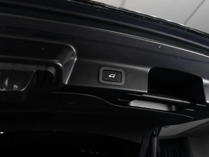 Внедорожник Jaguar F-Pace 2017 года, 2649000 рублей, Тюмень