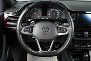 Лифтбек Volkswagen Polo 2021 года, 2079000 рублей, Тюмень