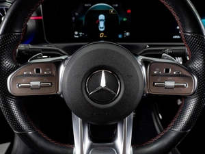 Седан Mercedes-benz CLA-класс 2020 года, 2999000 рублей, Тюмень