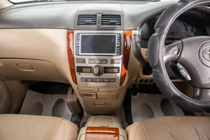 Минивэн Toyota Ipsum 2001 года, 689000 рублей, Барнаул