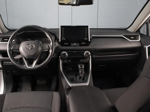 Внедорожник Toyota RAV4 2021 года, 3330000 рублей, Омск