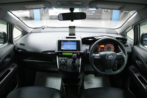 Минивэн Toyota Wish 2016 года, 1508000 рублей, Солонцы