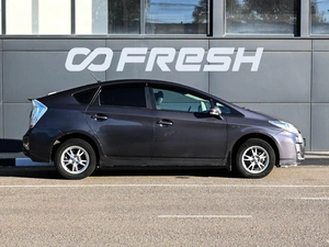 Лифтбек Toyota Prius 2011 года, 949000 рублей, Кирилловка