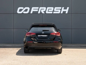 Хетчбэк Mercedes-benz A-класс 2019 года, 2000000 рублей, Краснодар