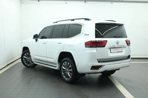 Внедорожник Toyota Land Cruiser 2021 года, 10890000 рублей, Красноярск
