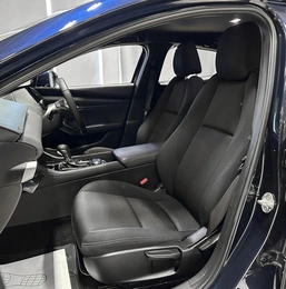 Хетчбэк Mazda 3 2021 года, 1677000 рублей, Красноярск