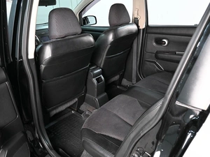 Хетчбэк Nissan Tiida 2011 года, 999000 рублей, Аксай