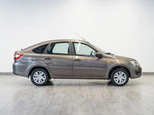 Лифтбек ВАЗ (LADA) Granta 2017 года, 699000 рублей, Саратов