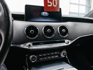Лифтбек Kia Stinger 2021 года, 3400000 рублей, Красноярск