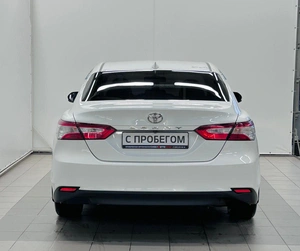 Седан Toyota Camry 2018 года, 2080000 рублей, Красноярск