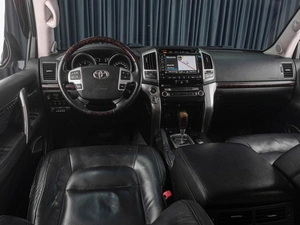 Внедорожник Toyota Land Cruiser 2012 года, 3249000 рублей, Тюмень