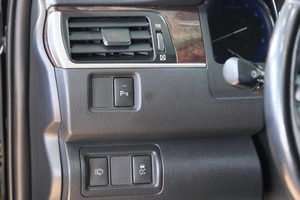 Седан Toyota Camry 2017 года, 2549000 рублей, Омск