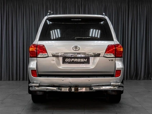 Внедорожник Toyota Land Cruiser 2012 года, 3249000 рублей, Тюмень