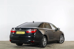 Седан Toyota Camry 2016 года, 2099000 рублей, Тюмень