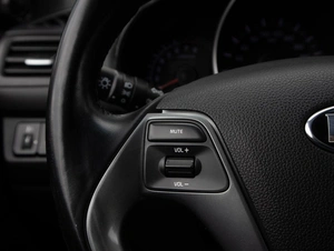 Седан Kia Rio 2016 года, 999000 рублей, Большой Сочи