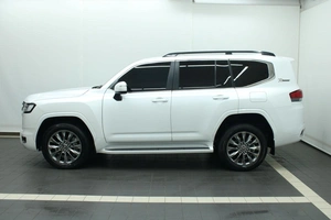Внедорожник Toyota Land Cruiser 2021 года, 10890000 рублей, Красноярск