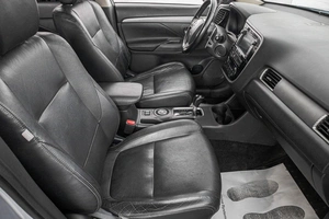 Внедорожник Mitsubishi Outlander 2013 года, 1649000 рублей, Барнаул