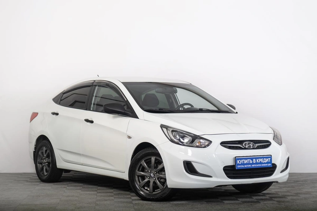 Седан Hyundai Solaris 2013 года, 999000 рублей, Томск