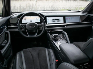 Внедорожник Geely Monjaro 2024 года, 3930000 рублей, Краснодар