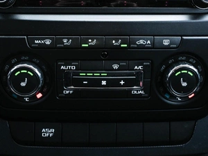 Внедорожник Skoda Yeti 2015 года, 1014000 рублей, Кирилловка