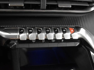 Внедорожник Peugeot 3008 2019 года, 1375200 рублей, Казань