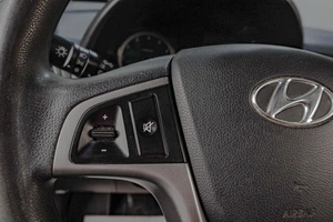 Седан Hyundai Solaris 2016 года, 1219000 рублей, Челябинск