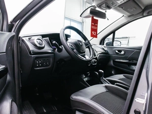 Внедорожник Renault Kaptur 2022 года, 1799000 рублей, Красноярск