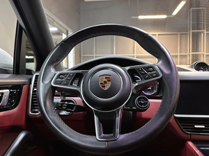 Внедорожник Porsche Cayenne 2018 года, 5697000 рублей, Красноярск