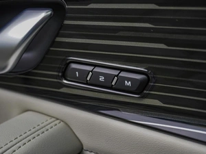 Внедорожник Geely Monjaro 2023 года, 3219000 рублей, Тюмень