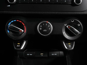 Седан Kia Rio 2020 года, 1649000 рублей, Ростов-на-Дону