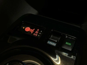 Хетчбэк Nissan Leaf 2019 года, 1897000 рублей, Красноярск