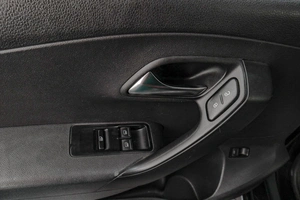 Седан Volkswagen Polo 2011 года, 629000 рублей, Челябинск