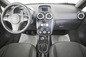 Хетчбэк Opel Corsa 2007 года, 499000 рублей, Кемерово