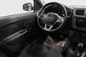 Седан Renault Logan 2019 года, 749000 рублей, Новокузнецк