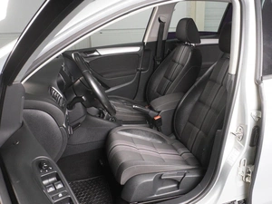 Хетчбэк Volkswagen Golf 2012 года, 998000 рублей, Минеральные Воды