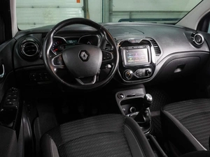 Внедорожник Renault Kaptur 2017 года, 1599000 рублей, Воронеж