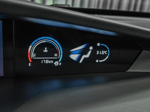 Лифтбек Changan UNI-V 2024 года, 2400000 рублей, Ставрополь