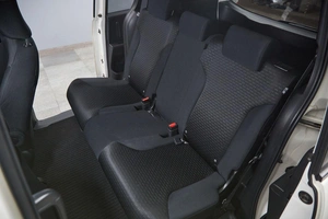 Минивэн Honda Freed 2011 года, 1049000 рублей, Красноярск