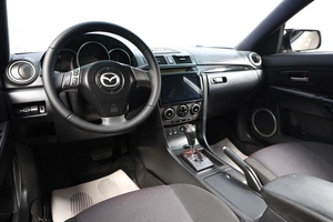 Седан Mazda 3 2006 года, 619000 рублей, Новосибирск