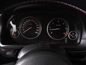 Седан BMW 5 серия 2013 года, 2150000 рублей, Минеральные Воды