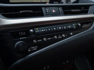 Седан Lexus ES 2020 года, 4530000 рублей, Краснодар