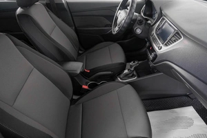 Седан Hyundai Solaris 2018 года, 1499000 рублей, Кемерово