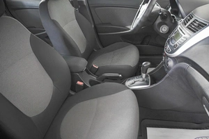 Седан Hyundai Solaris 2013 года, 879000 рублей, Кемерово