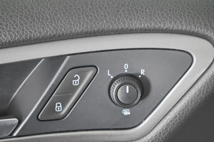 Хетчбэк Volkswagen Golf 2013 года, 1099000 рублей, Кемерово
