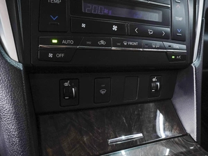 Седан Toyota Camry 2017 года, 2290000 рублей, Ростов-на-Дону